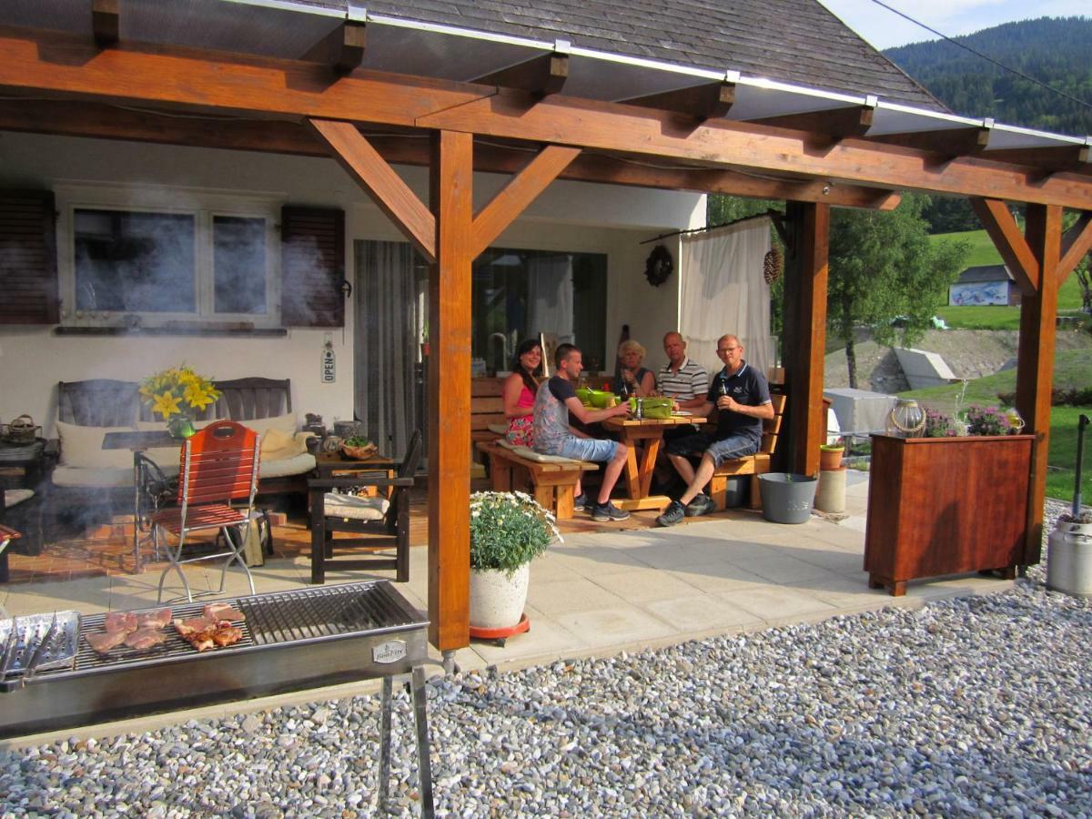 Ferienwohnung Haus Holunder Weißbriach Exterior foto